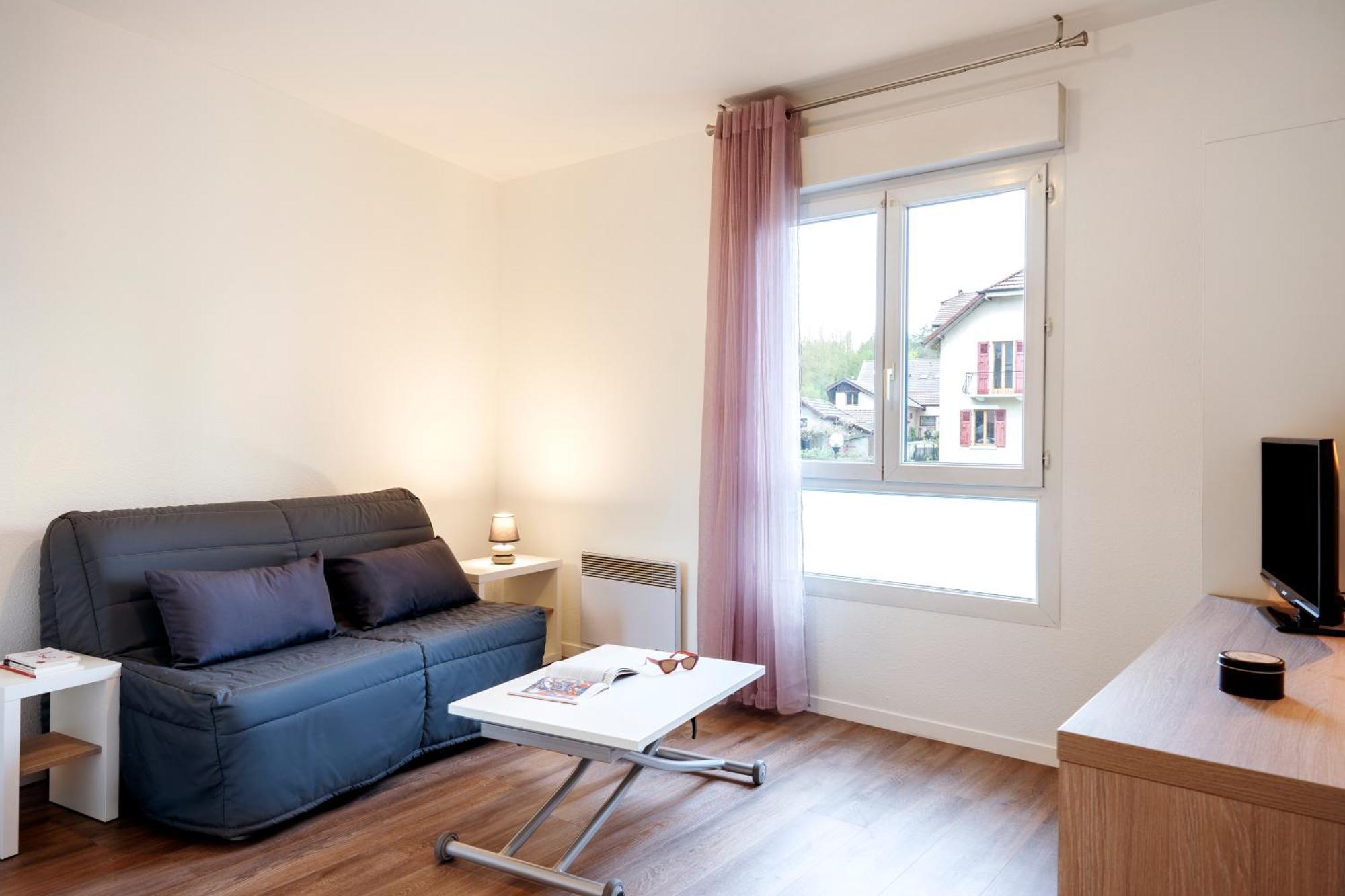 Aparthotel Sejours & Affaires Annecy Le Pont Neuf Cran-Gévrier Exteriér fotografie