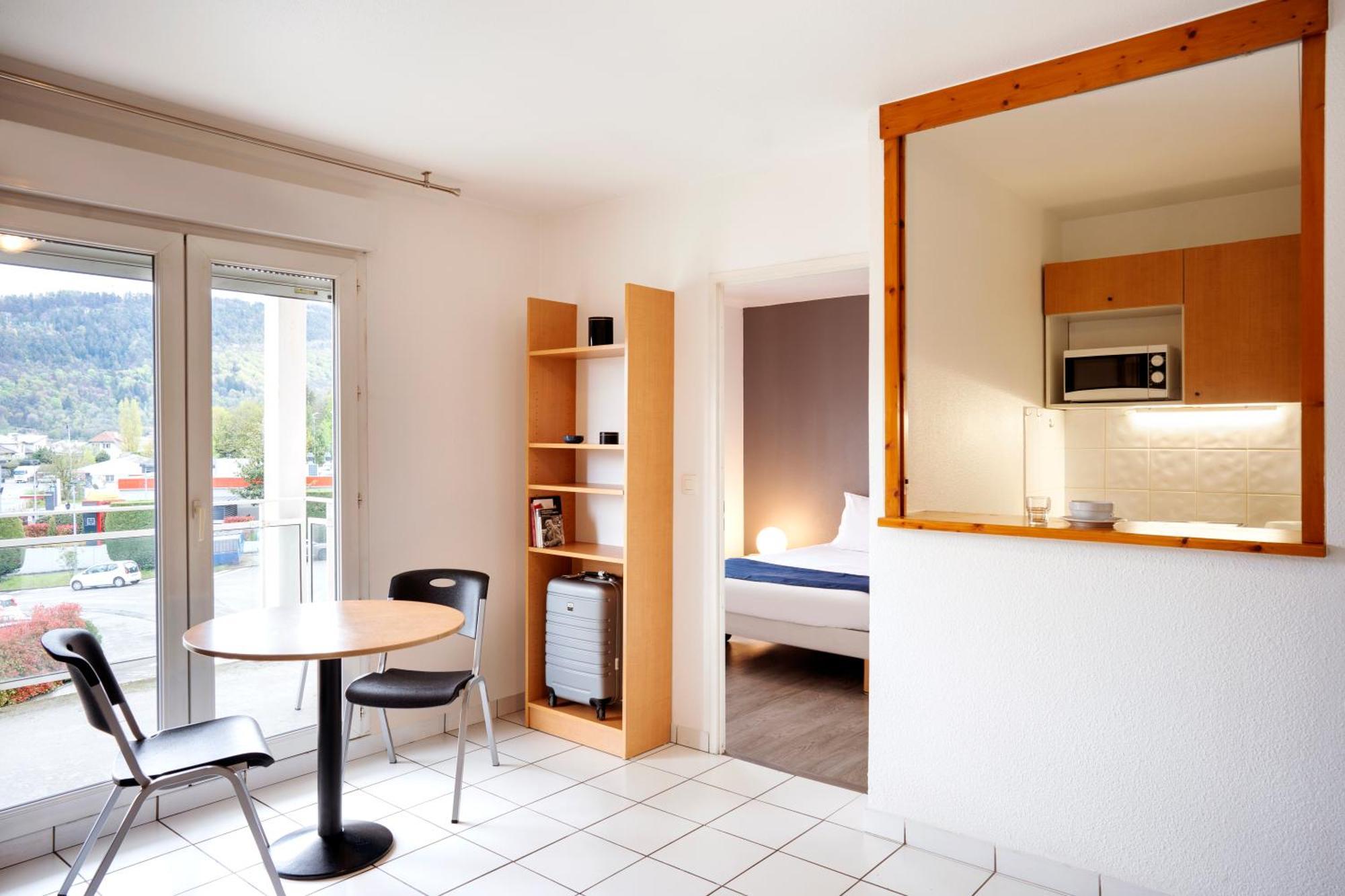 Aparthotel Sejours & Affaires Annecy Le Pont Neuf Cran-Gévrier Exteriér fotografie