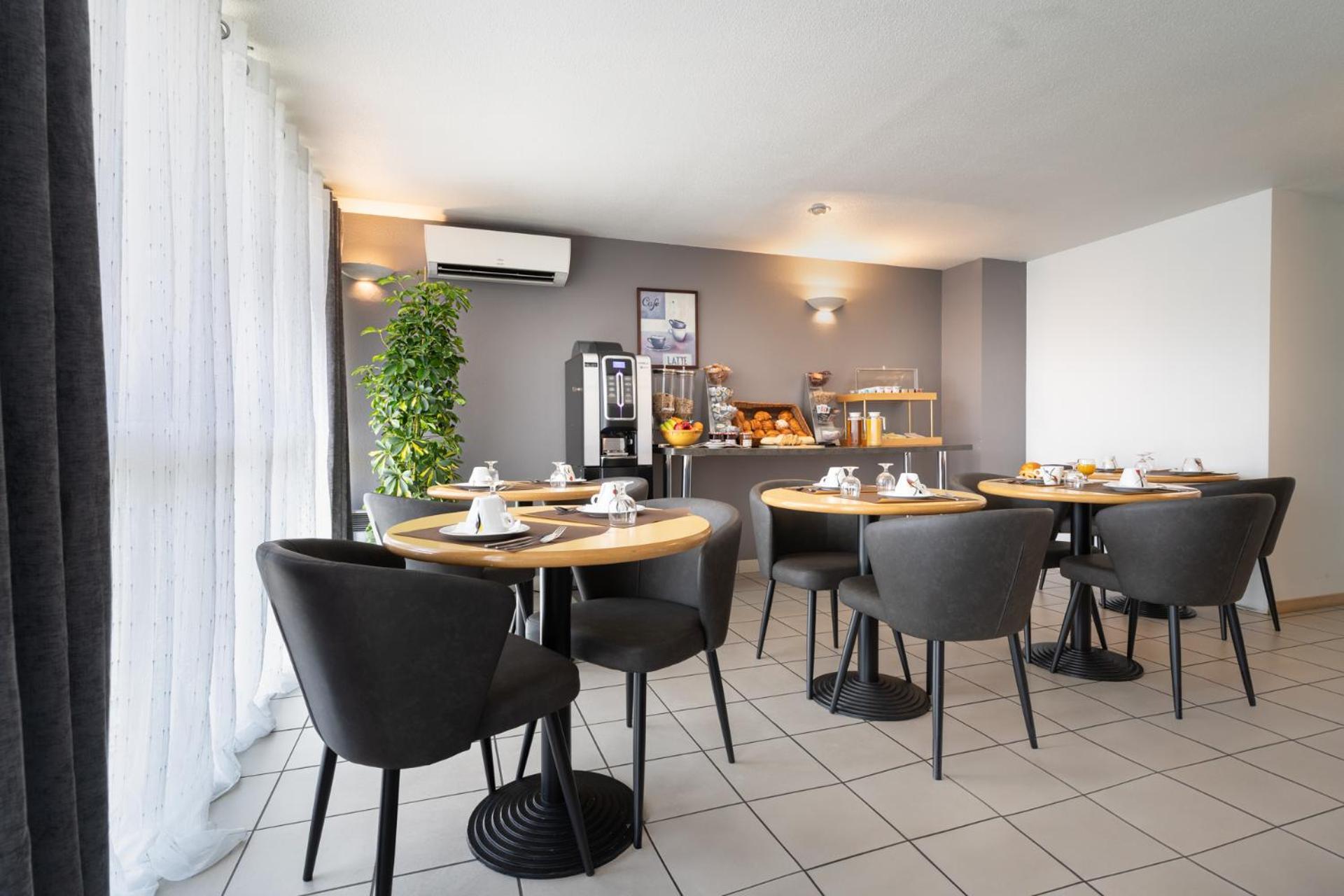 Aparthotel Sejours & Affaires Annecy Le Pont Neuf Cran-Gévrier Exteriér fotografie