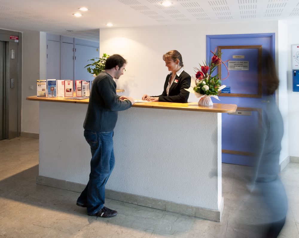 Aparthotel Sejours & Affaires Annecy Le Pont Neuf Cran-Gévrier Exteriér fotografie